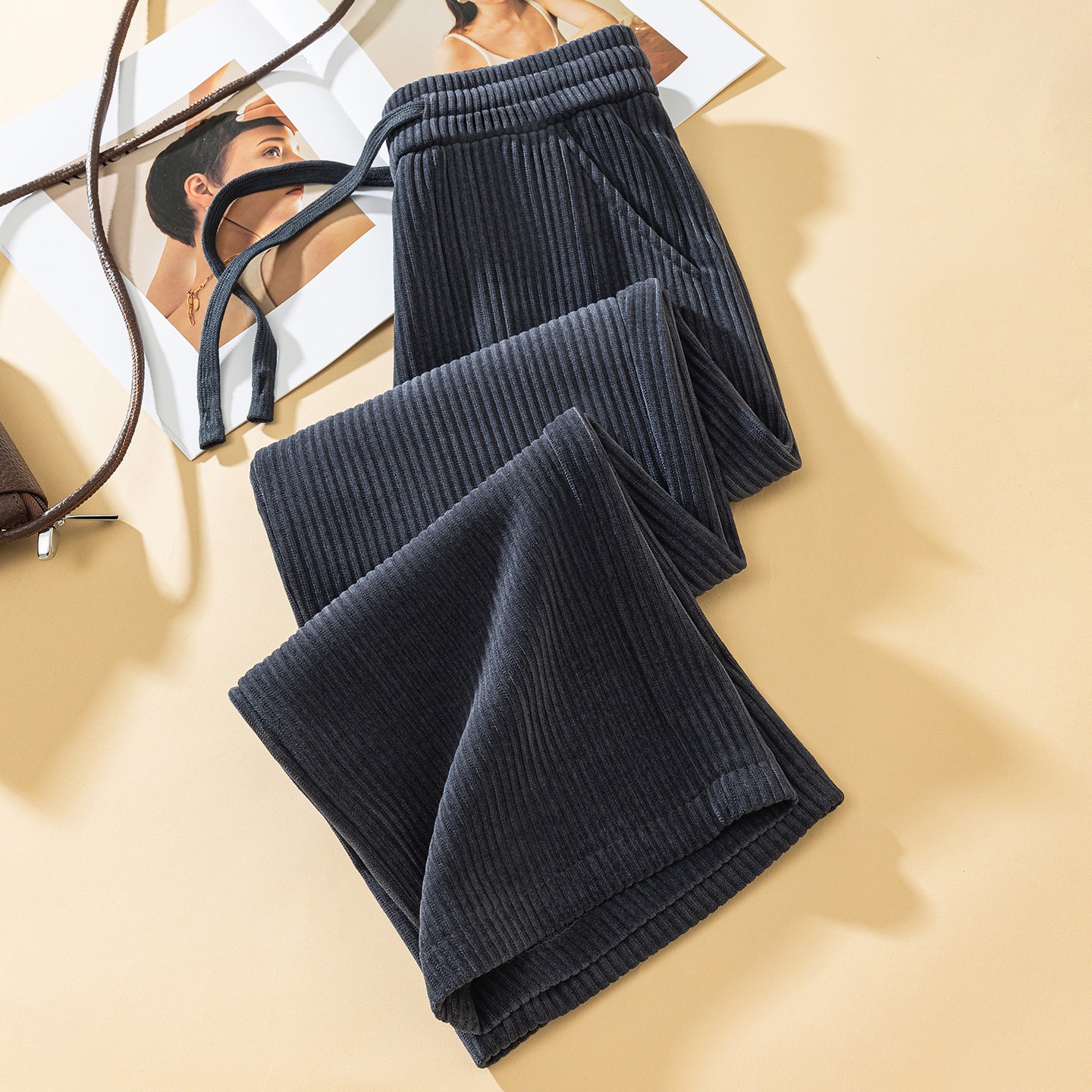 高端灰色雪尼尔九分阔腿裤