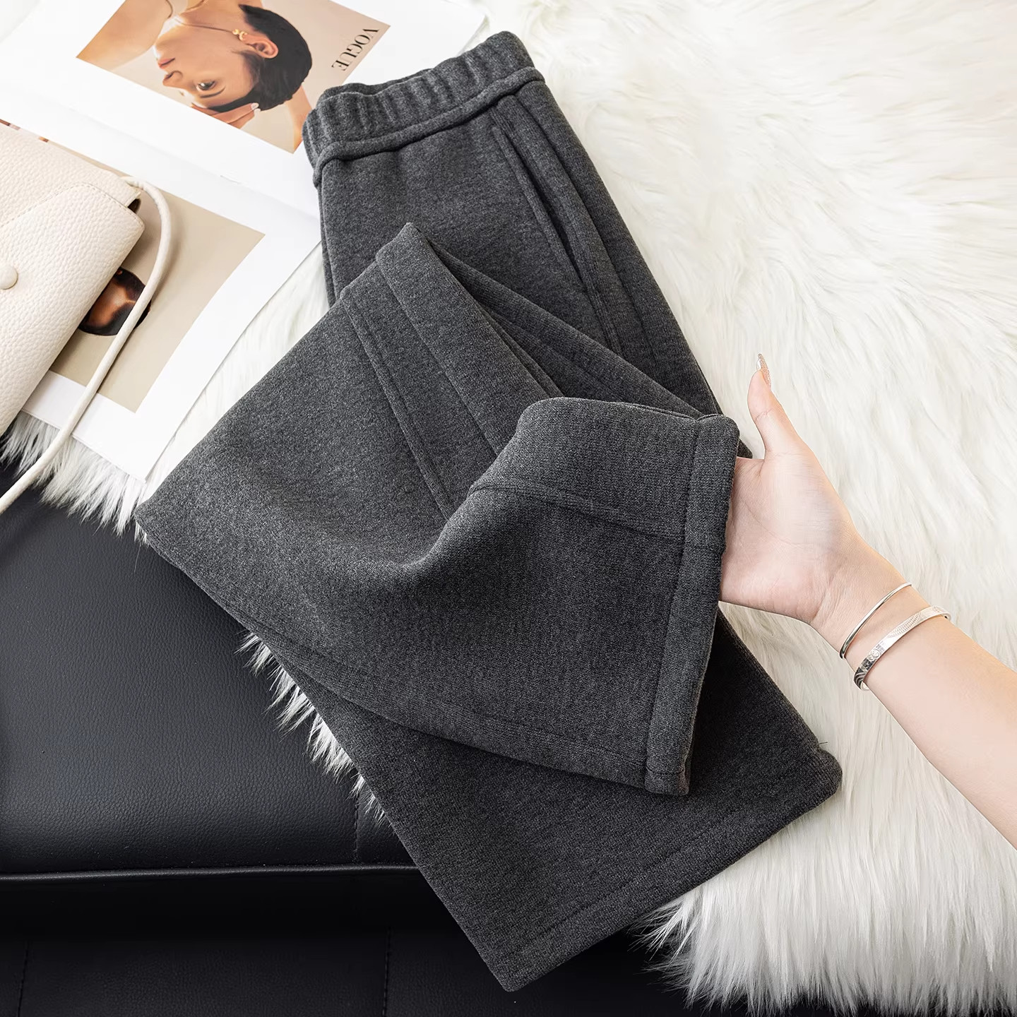 黑色羊绒弯刀裤女秋冬季2025新款