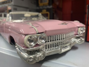 谢老板合金车模 特大号正版授权凯迪拉克汽车模型