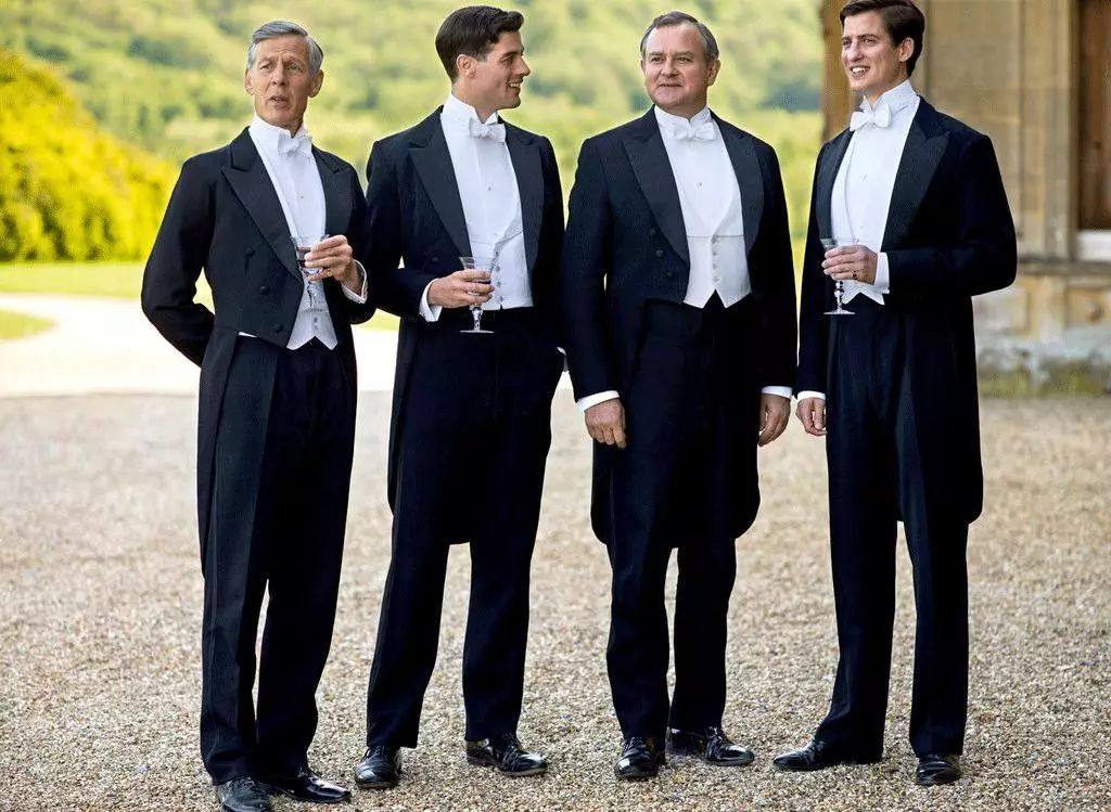 MENS SLIM TUXEDO COMMANDER COSTUME CHORUS PERFORMANCE SUIT SUIT SET WEDDING BANQUET SUIT EVENING DRESS