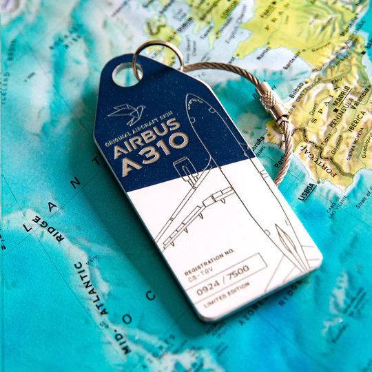 德国Aviationtag 亚速尔航空 空客A310 退役飞机蒙皮行李牌钥匙扣图片