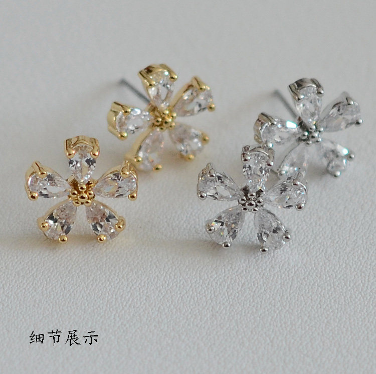真金日韩风花卉镶嵌锆石黄铜耳环