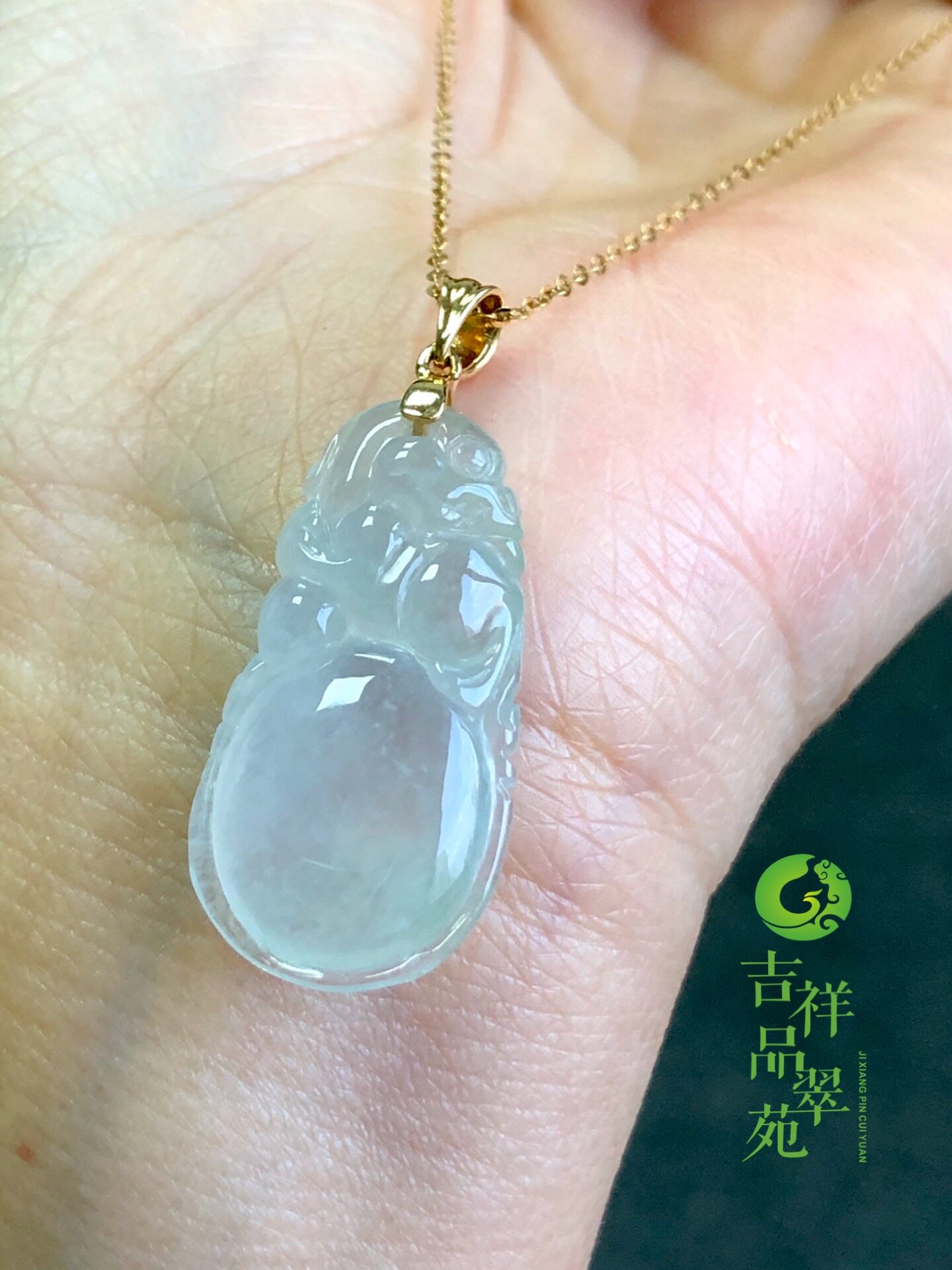 吉祥苑缅甸翡翠A货冰种貔貅抱珠18k金吊坠种老起光老坑玉石挂件