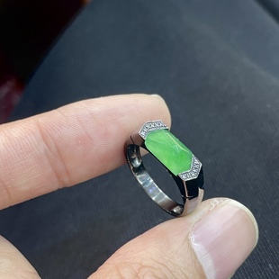 缅甸天然翡翠A货冰种随形果绿18k黑金镶嵌特色个性时尚男女款戒指