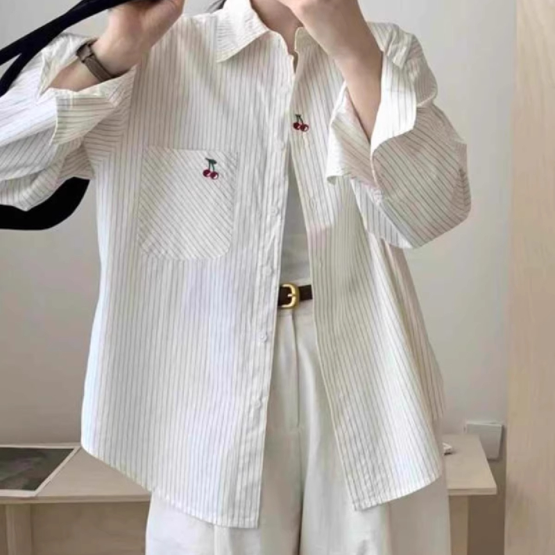 2025新款条纹刺绣樱桃衬衫女防晒新款外套休闲风宽松衬衣百搭上衣