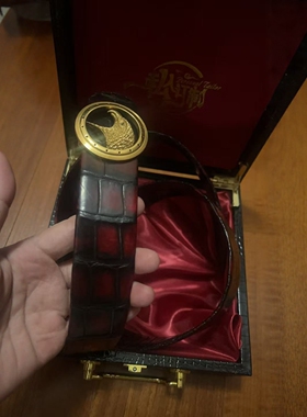鳄鱼皮腰带双面整皮包缝猪肠皮带