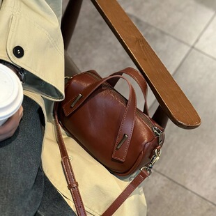 包包女手拎包2025新款手提真皮单肩包小众质感牛皮小包女士斜挎包