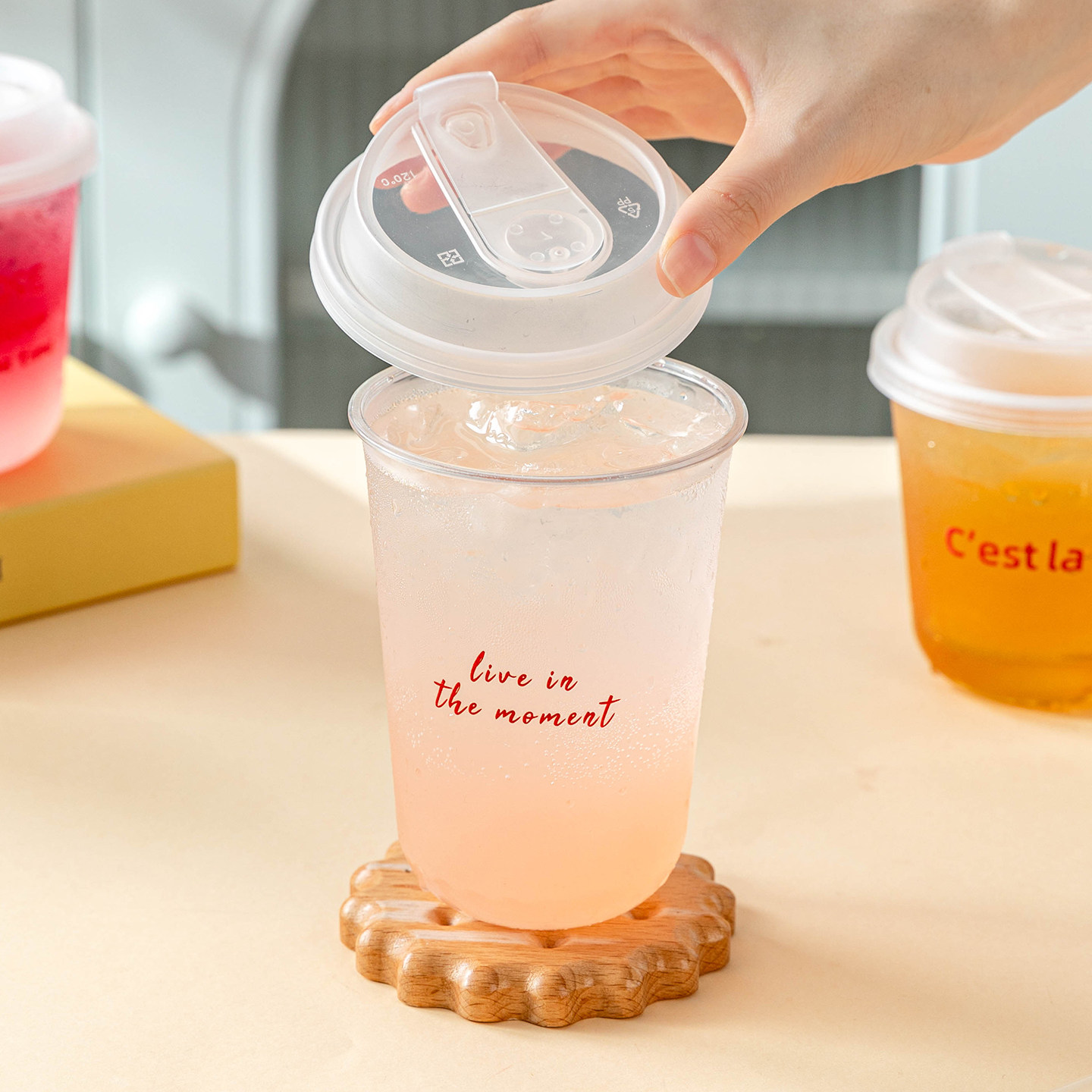 果汁饮料一次性咖啡杯子冰杯的奶茶外出携带盖塑加厚家店专用打包