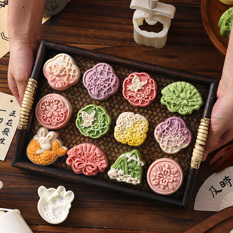 国风月饼模具新款2026按手压式家用绿豆糕流心网红75克50g磨冰皮