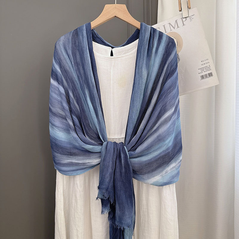 手工扎染线条晕染美轮美奂春秋柔软围巾披肩女褶皱靓丽民族风流苏