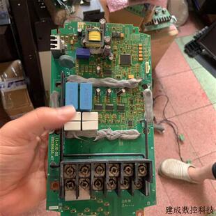 议价2B030835-4T日立变频器WJ200或者OMRON5.5  7.5KW主驱动电源