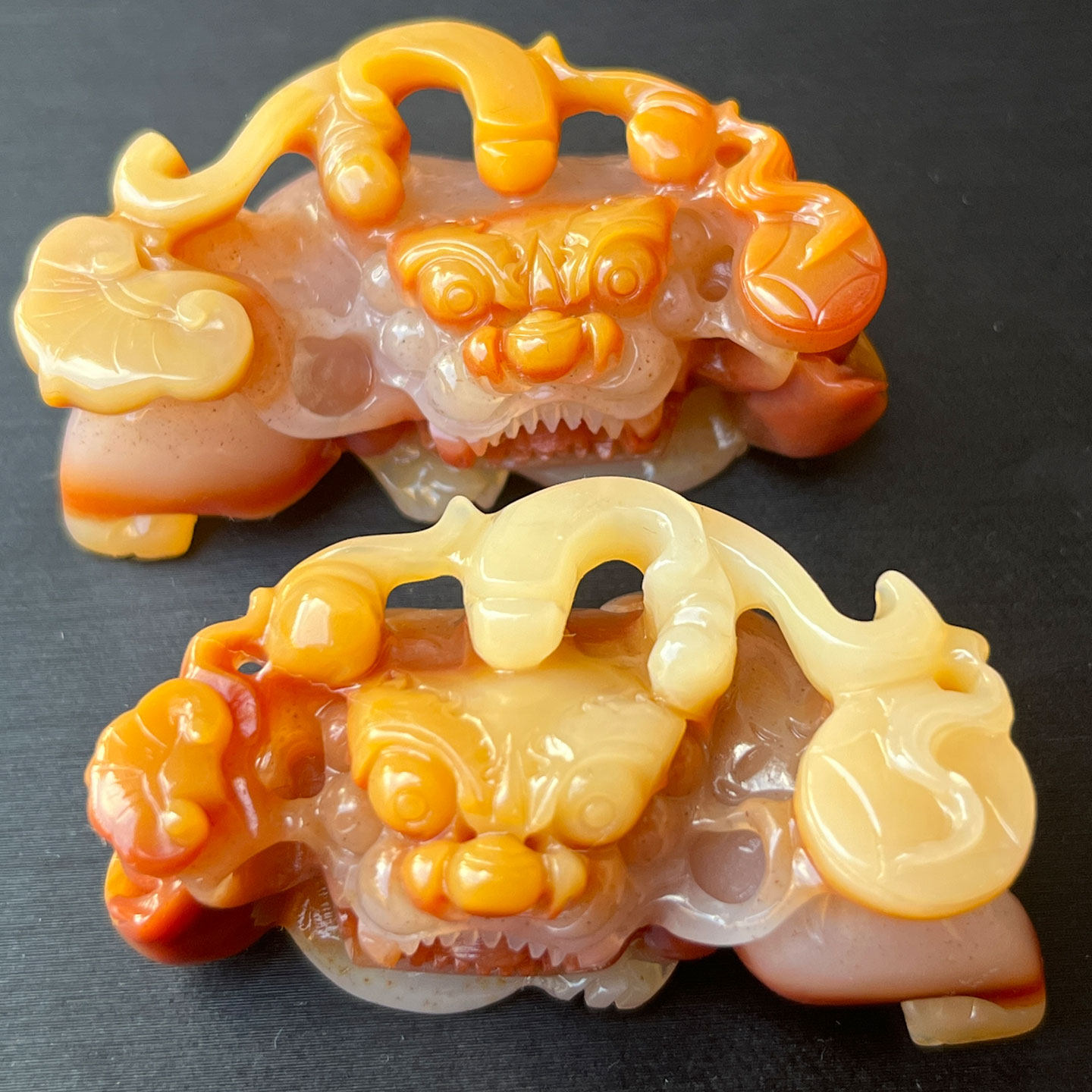 云南纯天然黄龙玉霸王貔貅男女款吊坠左招财右守财料好工细送证书