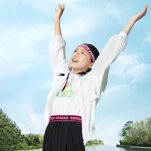 Adidas阿迪达斯童装 IT1761 儿童休闲轻薄透气运动连帽防风衣夹克衫