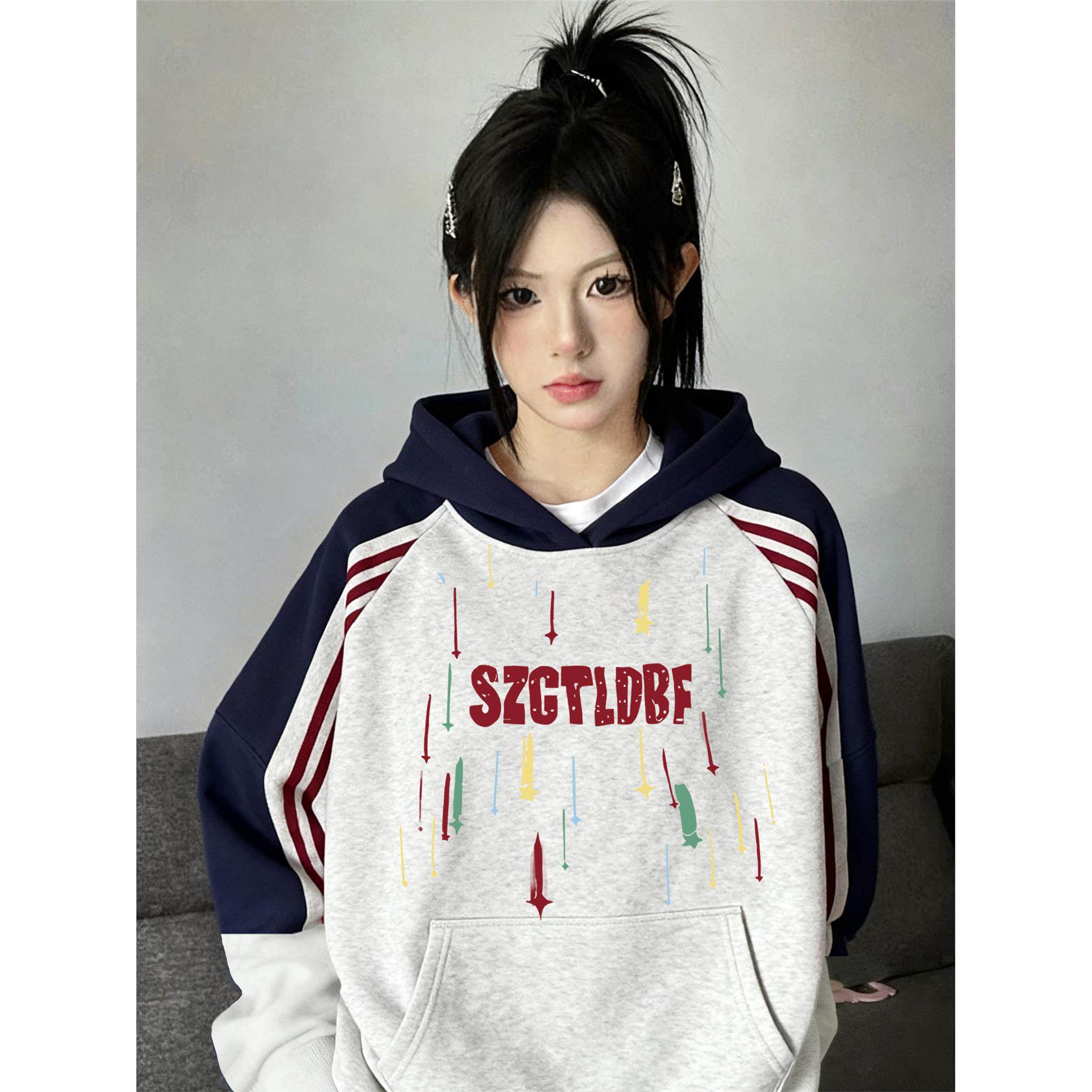 巨好看美式撞色连帽卫衣女2025新款冬加绒加厚宽松慵懒风学生外套