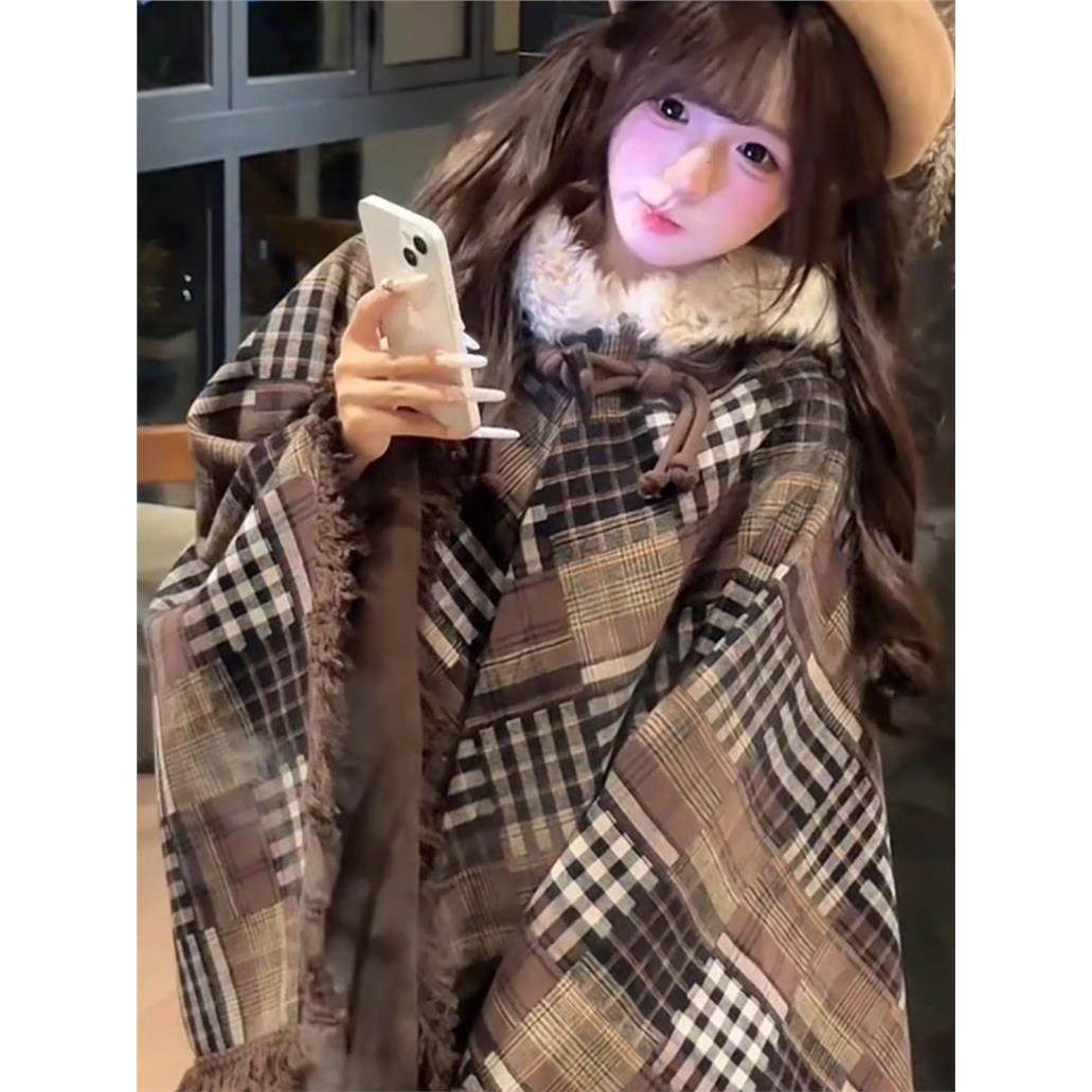 日系甜美设计感JK无袖披肩女冬季高级感宽松加厚连帽流苏斗篷外套,个性定制/设计服务/DIY,棉服工装,淘宝优惠券,粉丝福利购,淘宝优惠卷