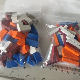 现货卡坦岛桌游配件木质棋子直角木制飞行棋房子城市棋子小木条