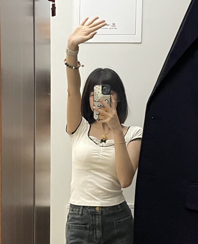 清仓BeerBr白色正肩短袖T恤女夏季修身蝴蝶结蕾丝花边假两件辣妹