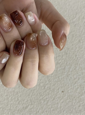 手工穿戴甲秋冬冰糖琥珀棕色美甲