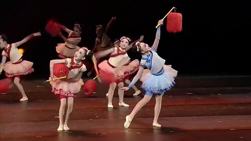 灯火儿童演出服第十二届小荷风采女童蓬蓬纱裙中国风红灯笼舞蹈服
