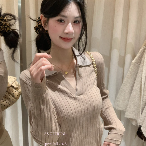 AS OFFICIAL-1——过渡阶段必冲显瘦舒适区·撞色翻领拼接内搭针