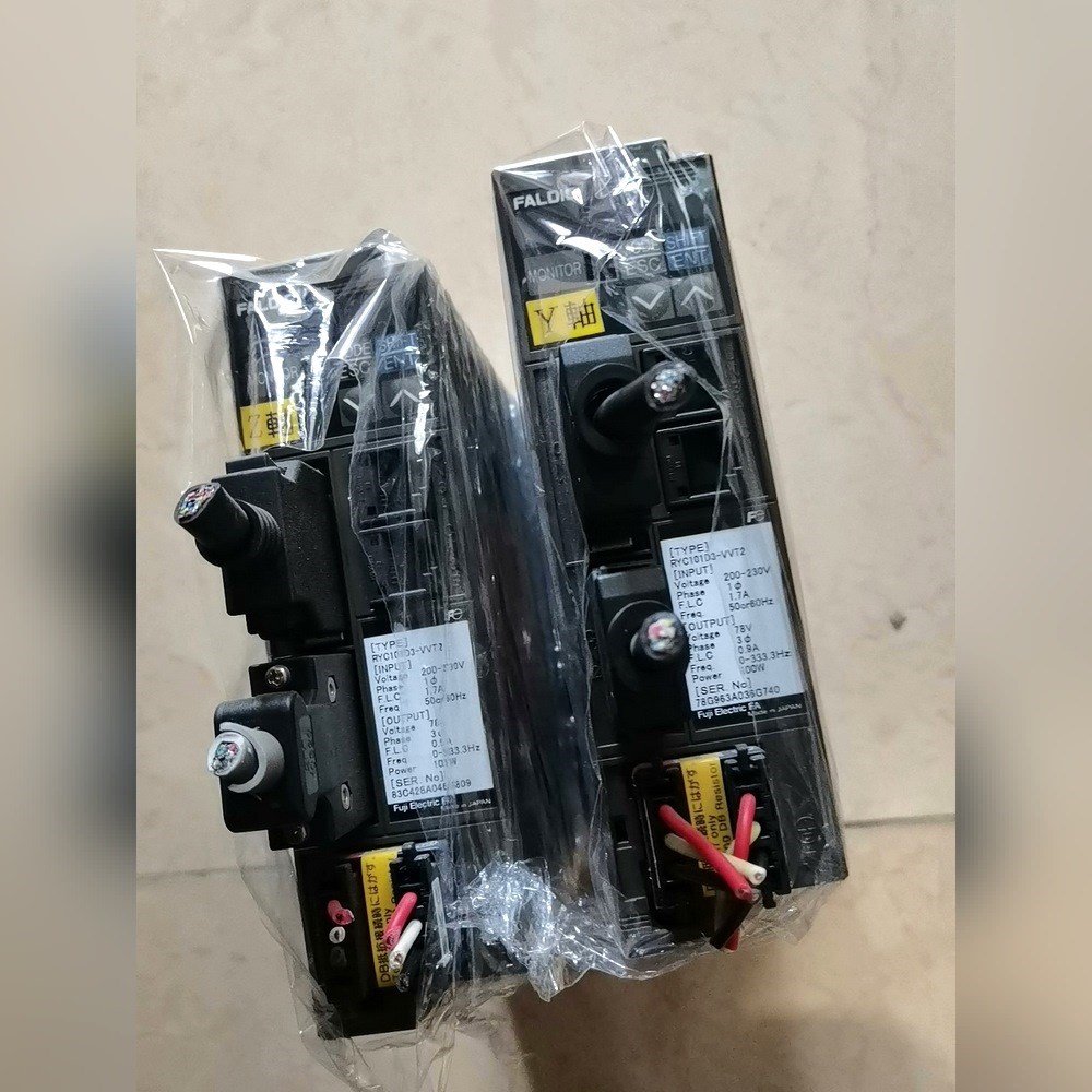 富士驱动器RYC101D3-VVT2 包好 150 议价