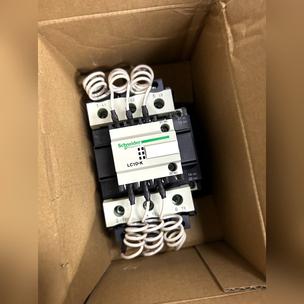 施耐德接触器 LC1DWK12Q7C 电压380V 议价