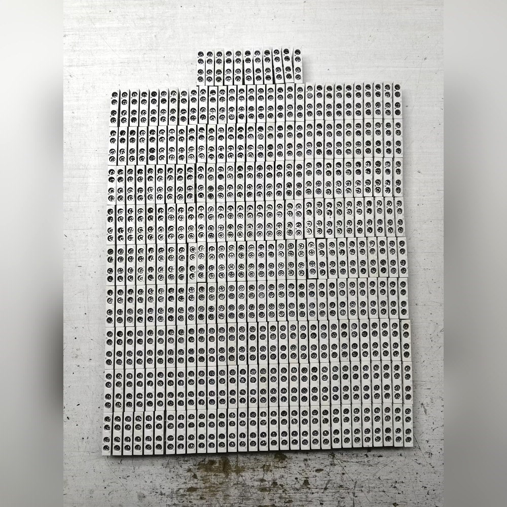 九成新施耐德GVAE11辅助触头 议价