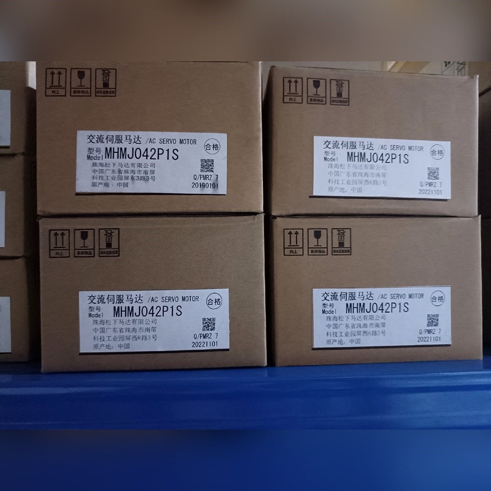 原装A4 MHMJ042P1S 400W伺服电机 议价