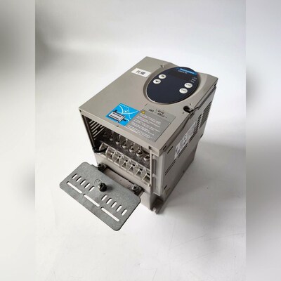 施耐德伺服驱动器LXM05AD14N4原装询价私聊共六 议价