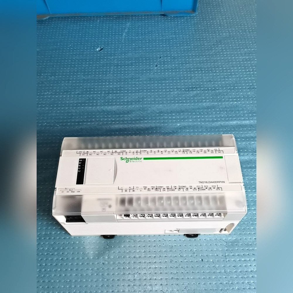 施耐德PLC TM218LDA40DRPHN 4个外观完好 议价