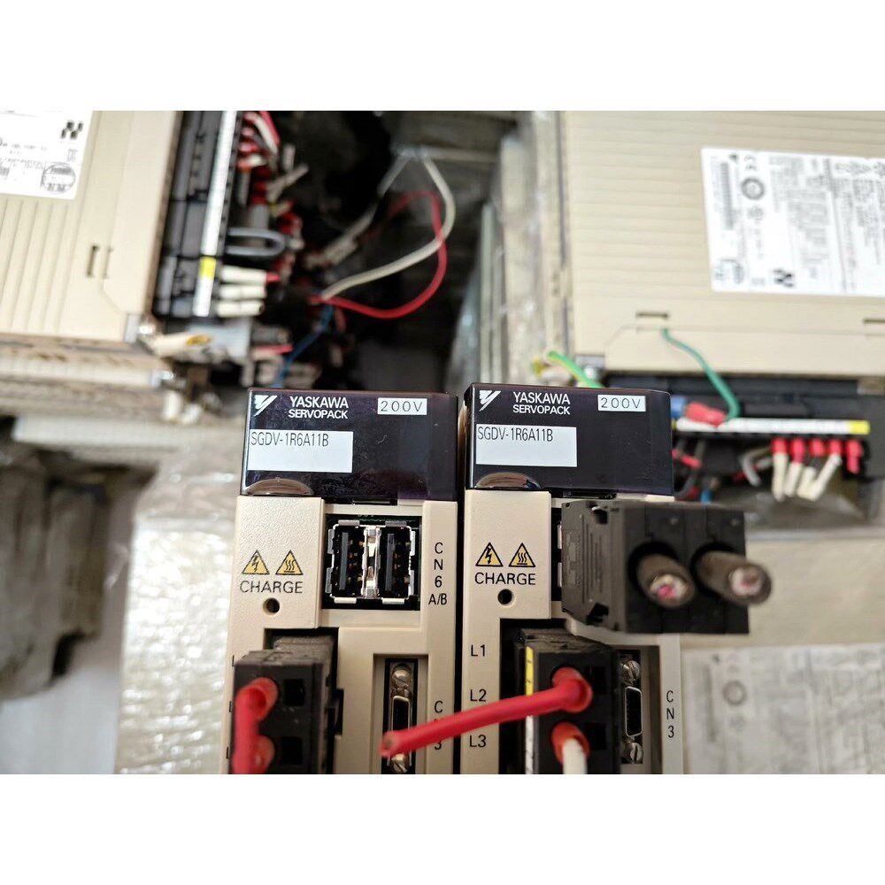 SGDV-1R6A11B安川5系M2总线型200W伺服驱动器 议价