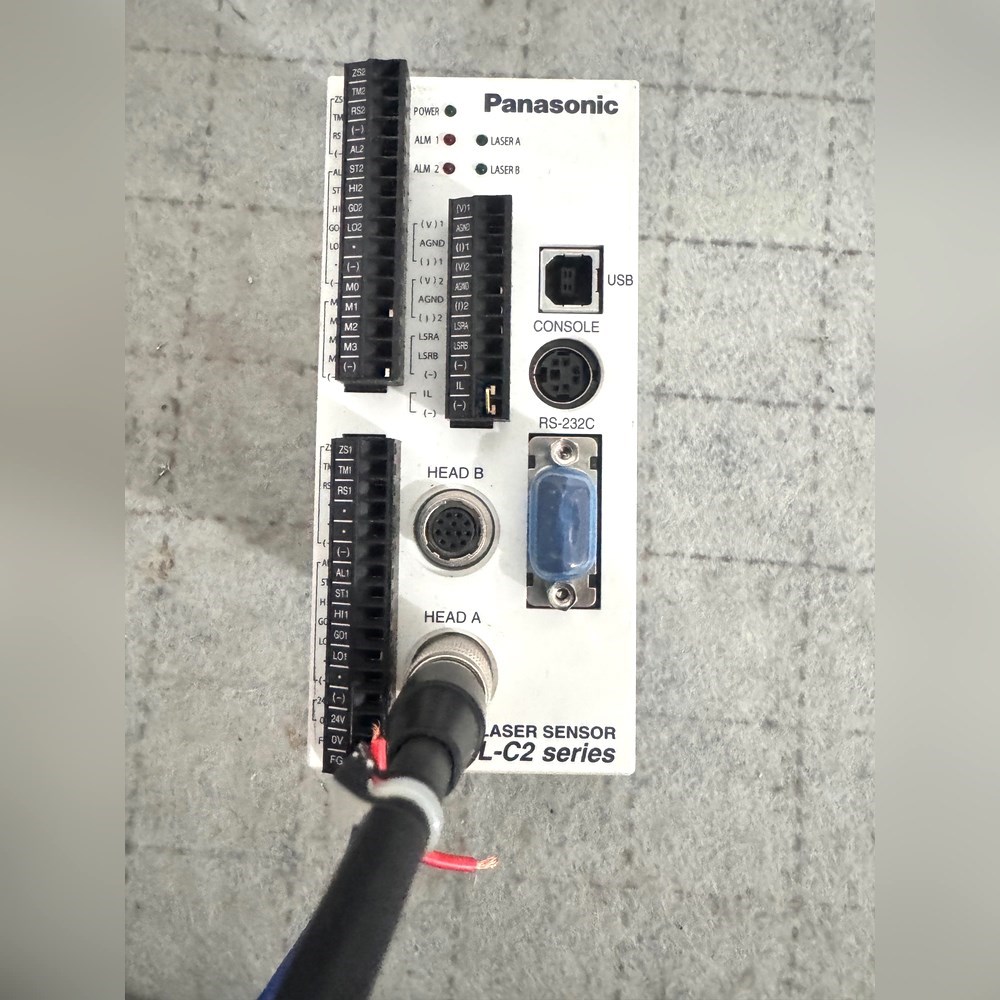 HL-C2CE神视激光传感控制器实物图成 议价