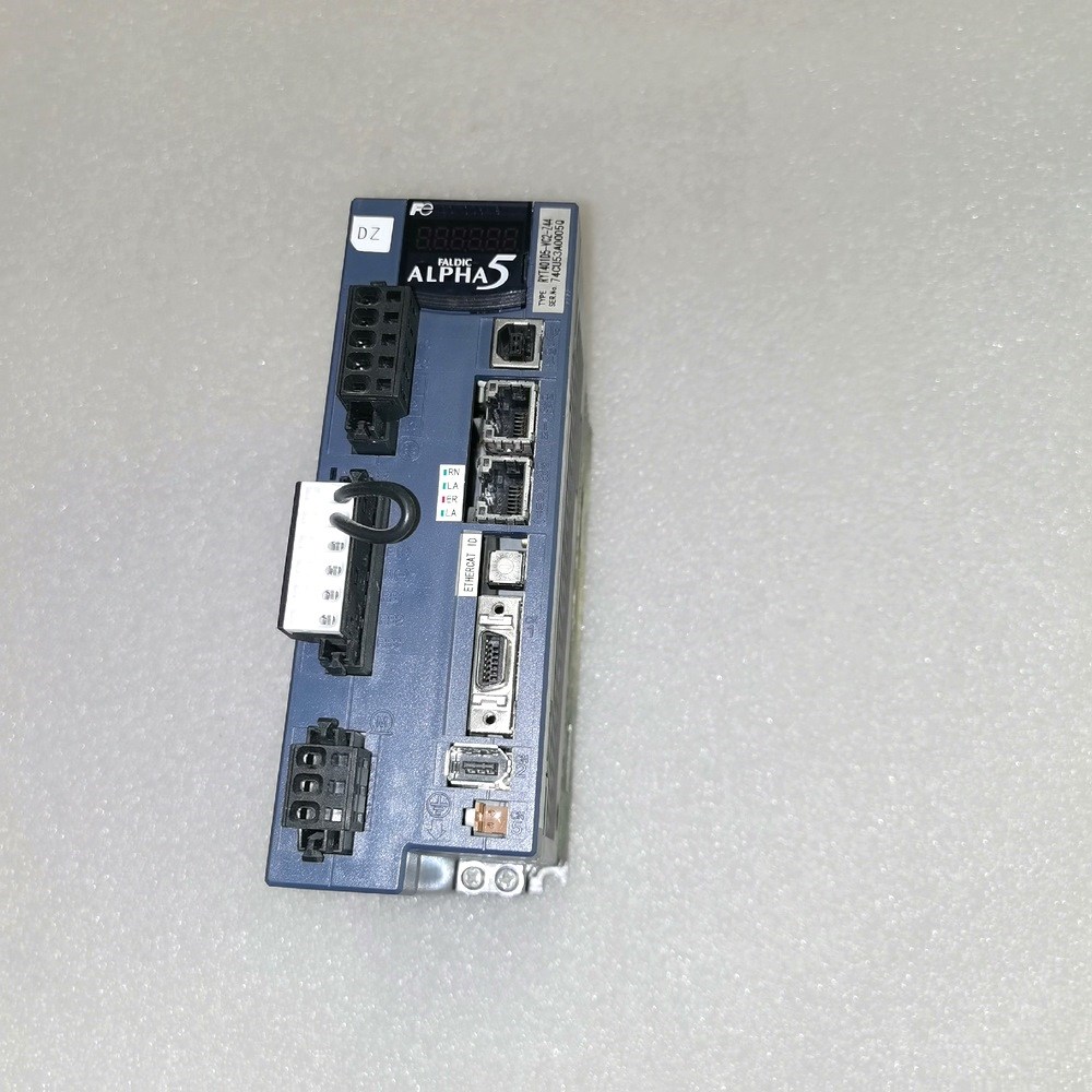 RYT401D5-VC2-Z44 伺服驱动器 包好 议价