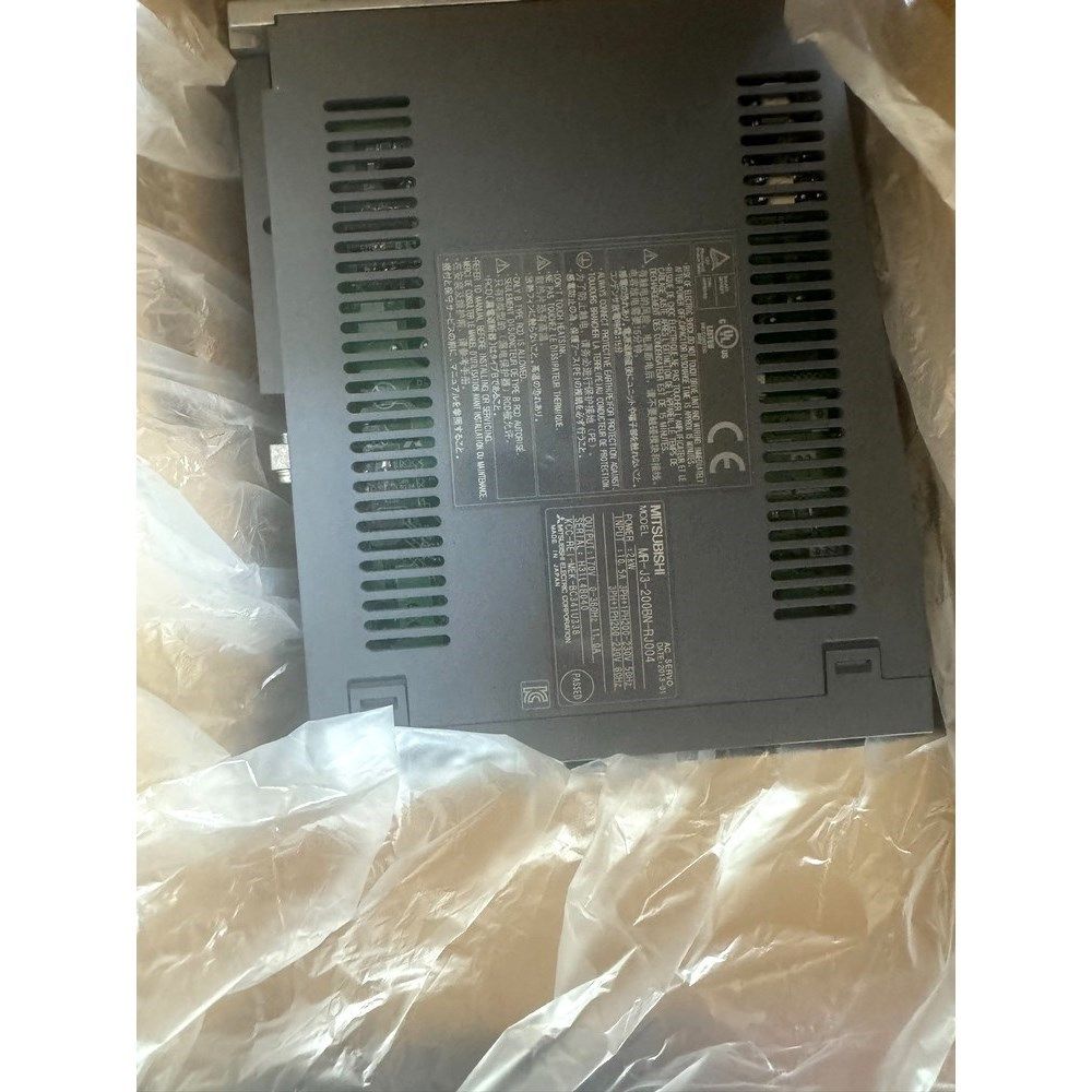 三菱伺服电机MR-J-200B-RJ004.MR-J-2 议价