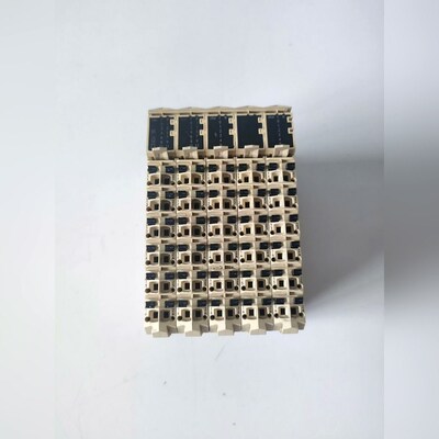 施耐德原装功能完好TM5C24D12R实物图片现货 议价