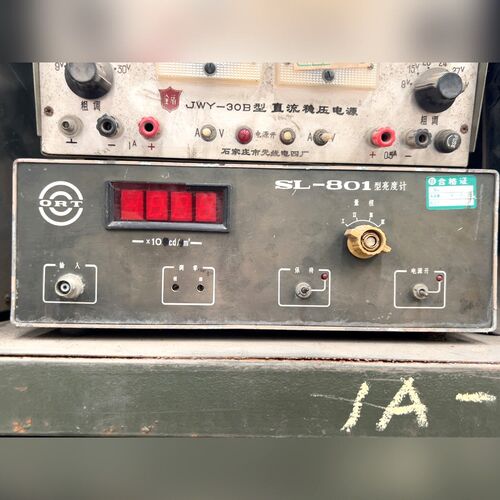 出手一台SL-801型亮度计来自ORT.这款设备成色不 议价