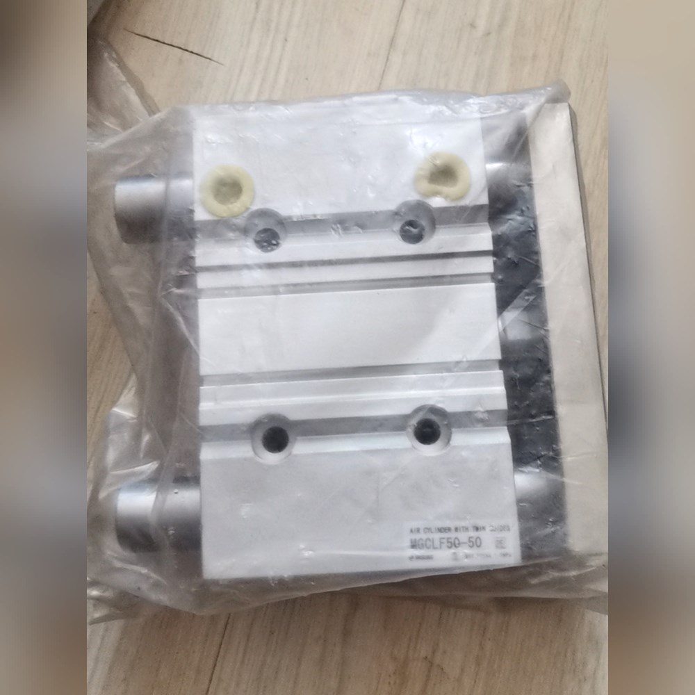 原装气缸 MGCLF50-50 实拍如图 议价