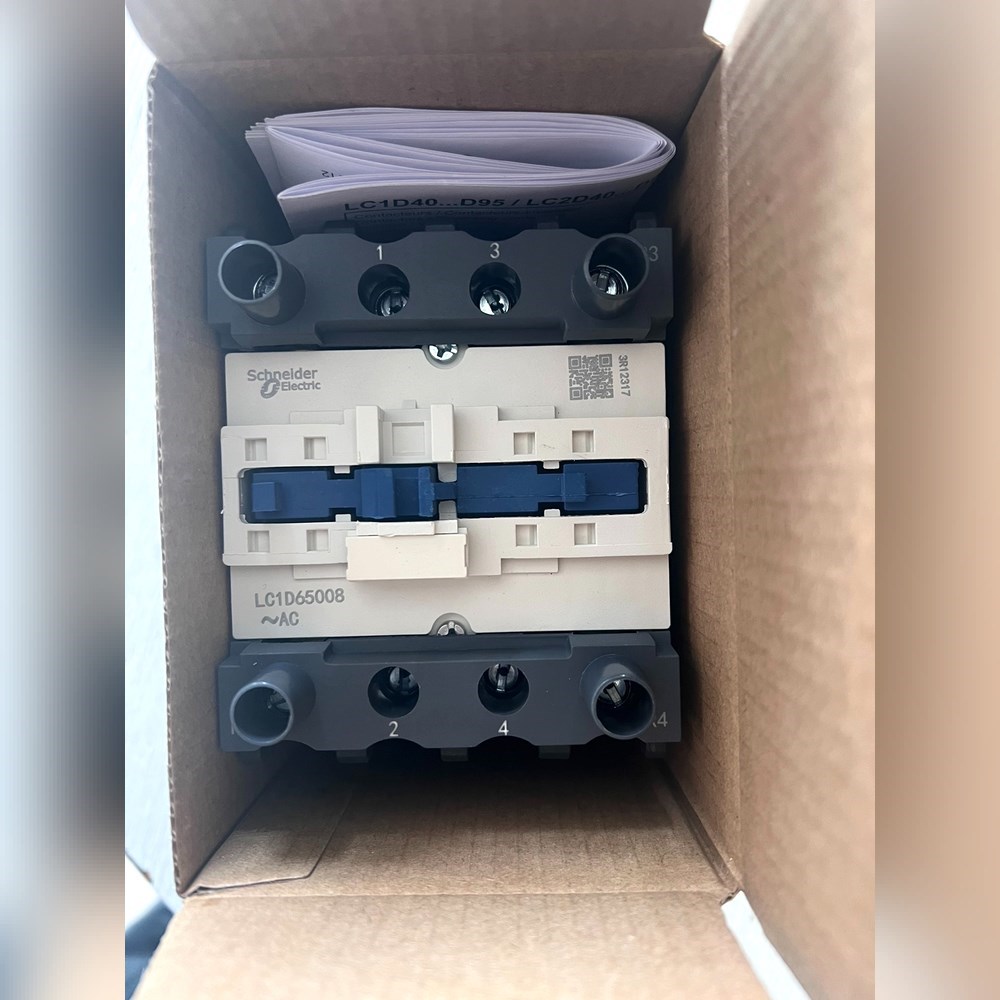 施耐德四级交流接触器LC1D65008E7 LC1D650 议价