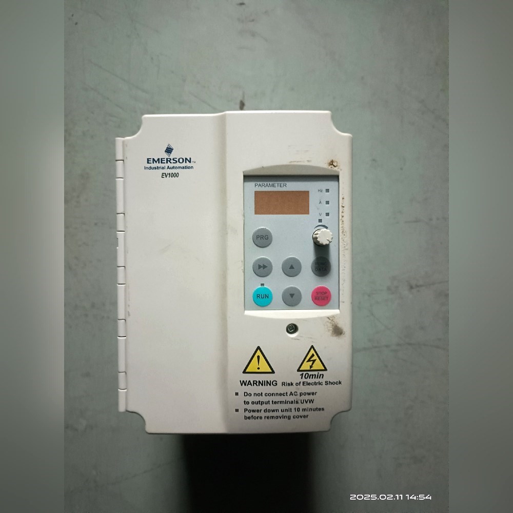 变频器EV1000-2s0015g 议价