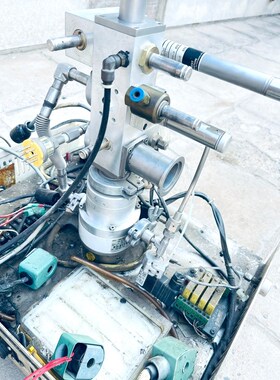 普发分子泵 TPH 062 实物拍摄需要马上拆还在机器架 议价