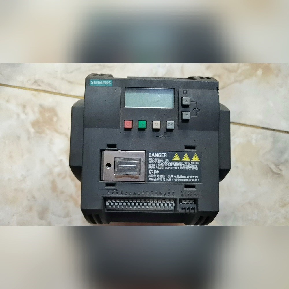 原装V20系列6SL3210-5BE23-0UV0实物拍 议价