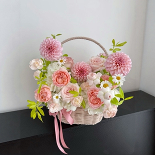 三八节小花篮—杭州鲜花速递同城订花店玫瑰花桔梗配送花上门爱人