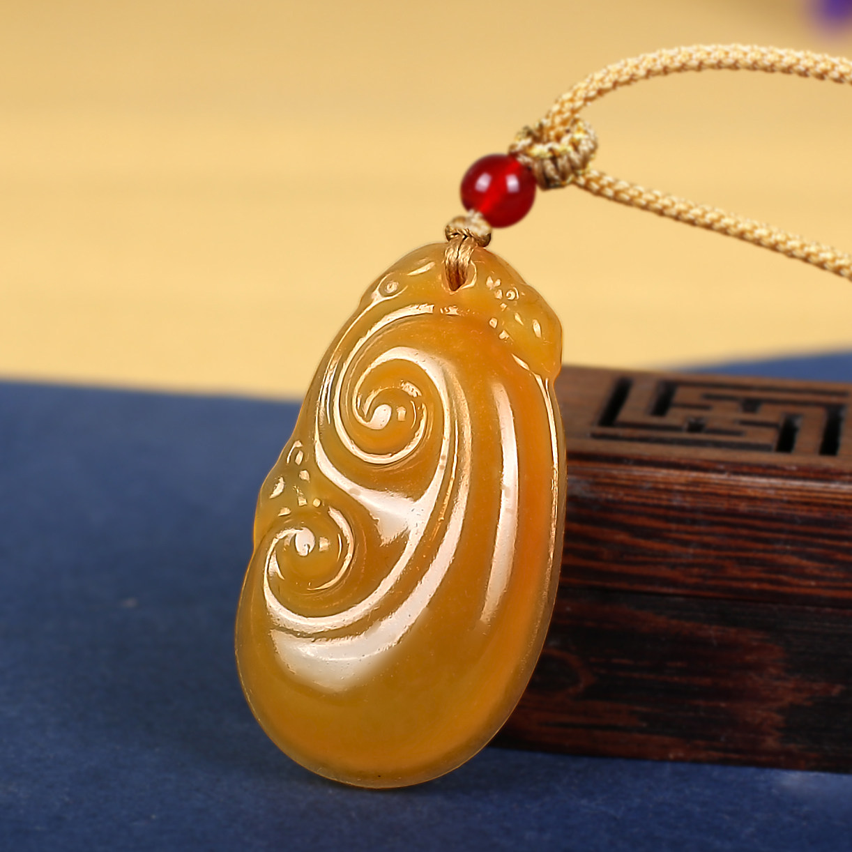 天然黄龙玉如意吊坠男女款玉石项链挂件玉佩玉坠吉祥如意毛衣链,珠宝/钻石/翡翠,颈饰,淘宝优惠券,粉丝福利购,淘宝优惠卷