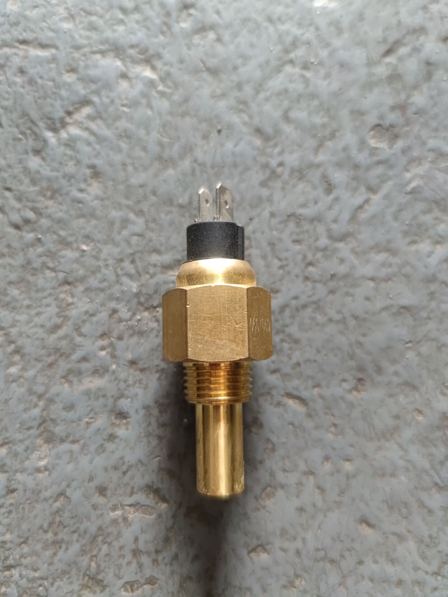 新源轮式挖掘机配件大全6575图片