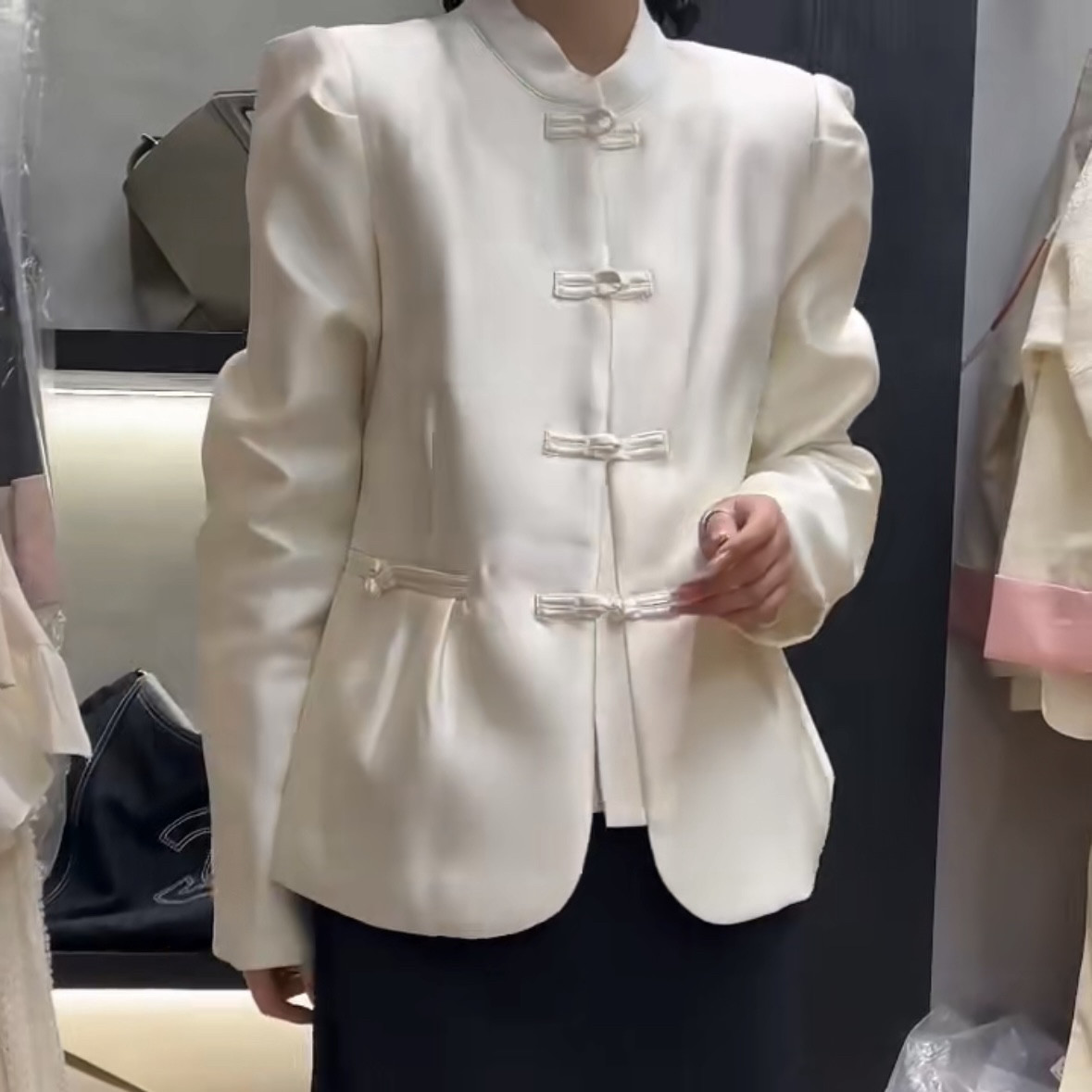 早秋新款立领长袖中长款外套女2026年新中式复古盘扣中长款外套潮