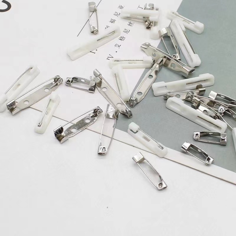 白色塑料工号挂牌胸牌胸针亚力克