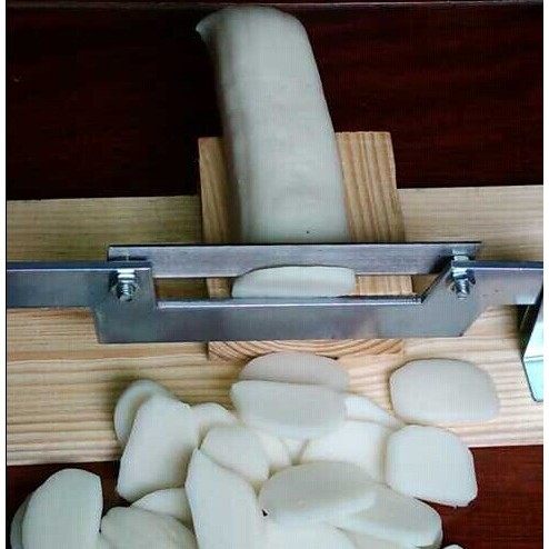 切年糕刀 家用手式肉干铡刀切片刀 木板底座切糕刀切萝卜红薯铡刀,厨房/烹饪用具,特殊用途刀,淘宝优惠券,粉丝福利购,淘宝优惠卷