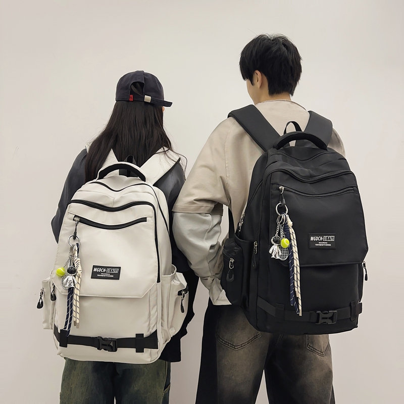 书包女生初中生大容量百搭双肩包