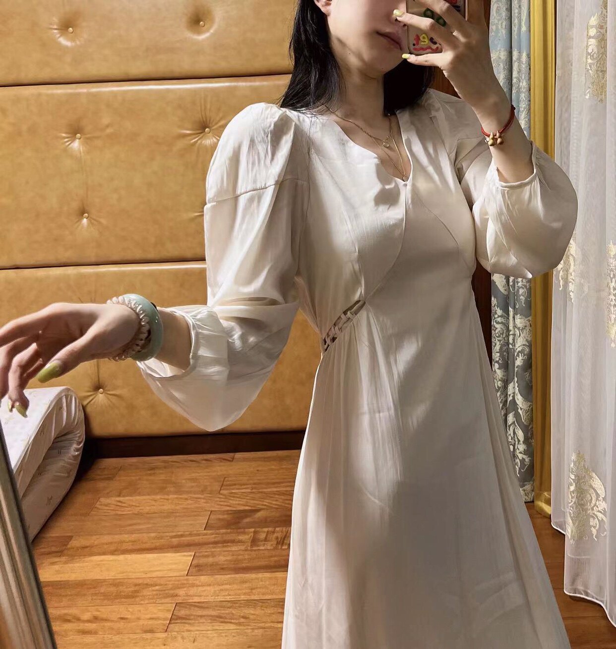 泡泡袖V领时尚连衣裙女2024夏季新款长袖小心机露腰性感法式长裙