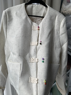 复古新中式设计感彩色盘扣外套女秋2026年新款设计感宽松气质上衣